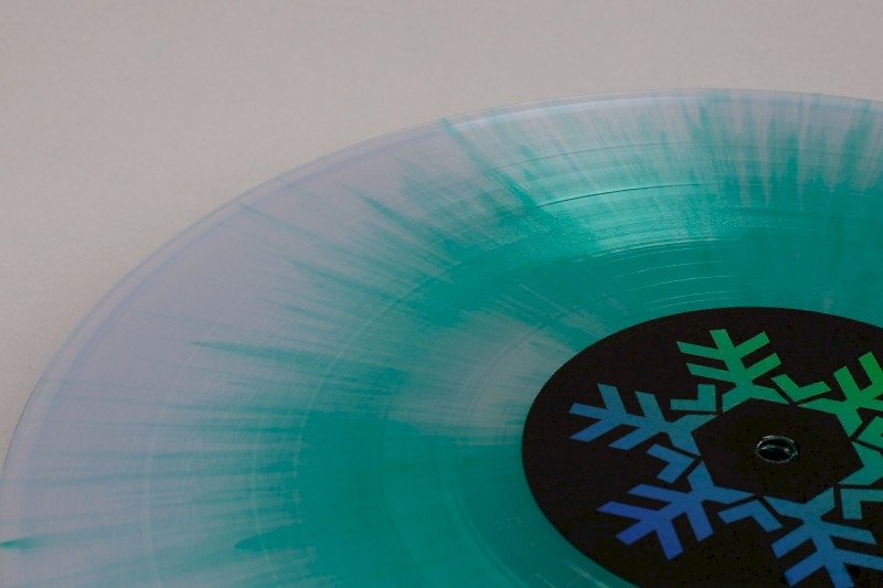 Throwing Snow - Axiom