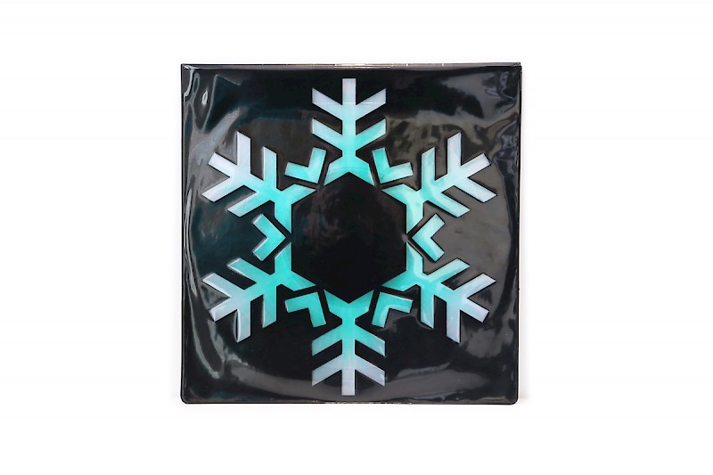 Throwing Snow - Axiom